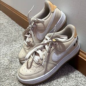 Nike Cream and White Sneakers Classic Style